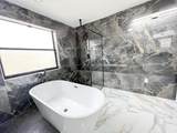 2060 Amesbury Circle - Photo 76