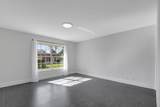 868 Worcester Lane - Photo 18