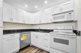 2615 1ST Court - Photo 2