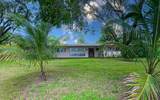 4511 Country Club Circle - Photo 14