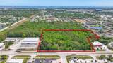 4527 Babcock Street - Photo 2