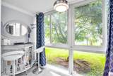 8020 Sunrise Lakes Dr - Photo 11