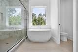 15938 Pendio Dr - Photo 37