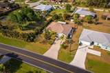 585 Floresta Drive - Photo 3
