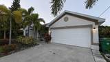 585 Floresta Drive - Photo 9