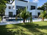 885 90th St - Photo 3
