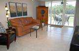 575 Oaks Ln - Photo 3