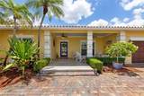 16686 Golfview Dr - Photo 3