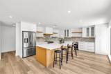 832 Appleby St - Photo 9