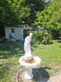 4849 9th St - Photo 4