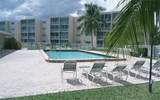 206 10th Street - Photo 1