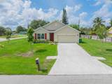 2901 Boxwood Circle - Photo 2