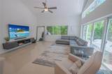 1135 Lake St - Photo 1