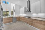 5812 Brookfield Cir E - Photo 2