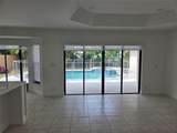 1624 Newport Ln - Photo 2