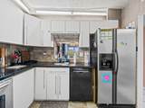 2840 Somerset Dr - Photo 8