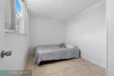 2800 Somerset Drive - Photo 6