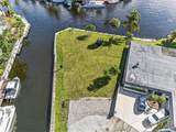 522 9th Terrace - Photo 8