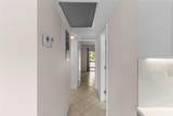 2122 Cambridge F - Photo 19
