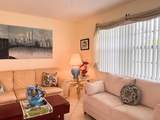 880 Horizons - Photo 3