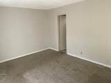 562 Fanshaw - Photo 9