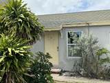 836 Almeria Road - Photo 15