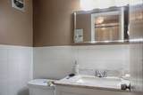 880 Horizons - Photo 24