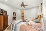 560 Bay Pointe Circle - Photo 36