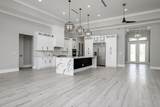 2000 Leafy Road - Photo 10