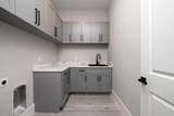 2000 Leafy Road - Photo 15