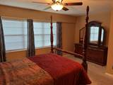 203 Suffolk - Photo 7