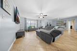 115 Caprona Avenue - Photo 15