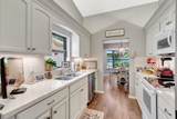 4976 Boxwood Circle - Photo 16