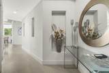 300 Australian Avenue - Photo 3