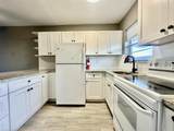 1113 Lake Terrace - Photo 3