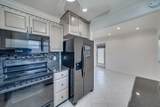 8 Valencia - Photo 7