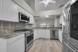 2433 Foxpoint Trail - Photo 21