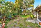 300 12th Terrace - Photo 10