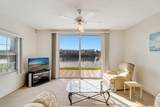 874 Jeffery Street - Photo 18