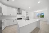 1765 Columbia Street - Photo 5
