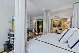 100 Royal Palm Way - Photo 24
