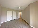 124 Peacock Boulevard - Photo 18