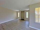 124 Peacock Boulevard - Photo 4