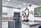 208 Wellington - Photo 4