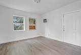 4301 Pinewood Avenue - Photo 12