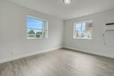 4301 Pinewood Avenue - Photo 21