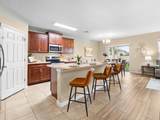 320 Moray Drive - Photo 7