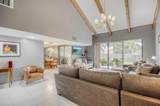 11135 Oakdale Road - Photo 8