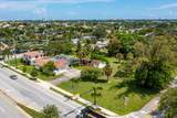 556 Hillsboro Boulevard - Photo 3