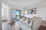 2040 Greenview Shores Boulevard - Photo 5